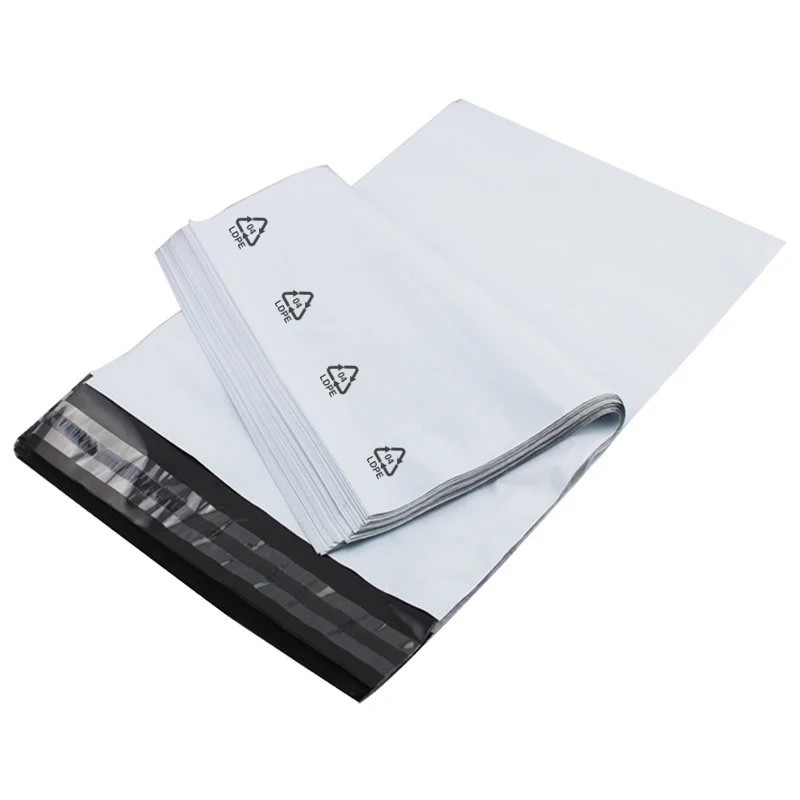 copy of Courier foil packs 430x600+100mm 43x60+10cm 0.06 white / black 100pcs