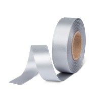Saténová stuha 24 mm x 20 m stříbrná