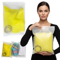Matt CPE plastic bag, 35x45cm, 40 microns, self-sealing, 25 pieces